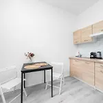 Cozy Studio Near City